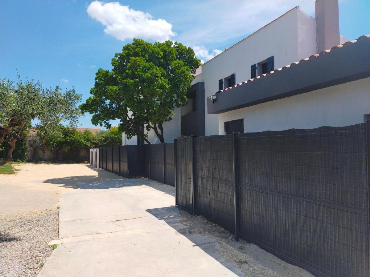 Villa Caremeau 2 Nimes Exterior foto